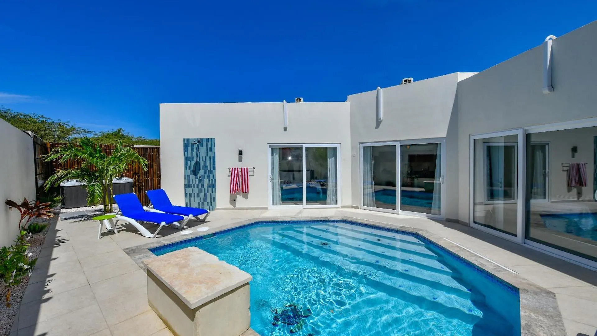 Villa Swiss Paradise Aruba Luxury Collection Palm Beach
