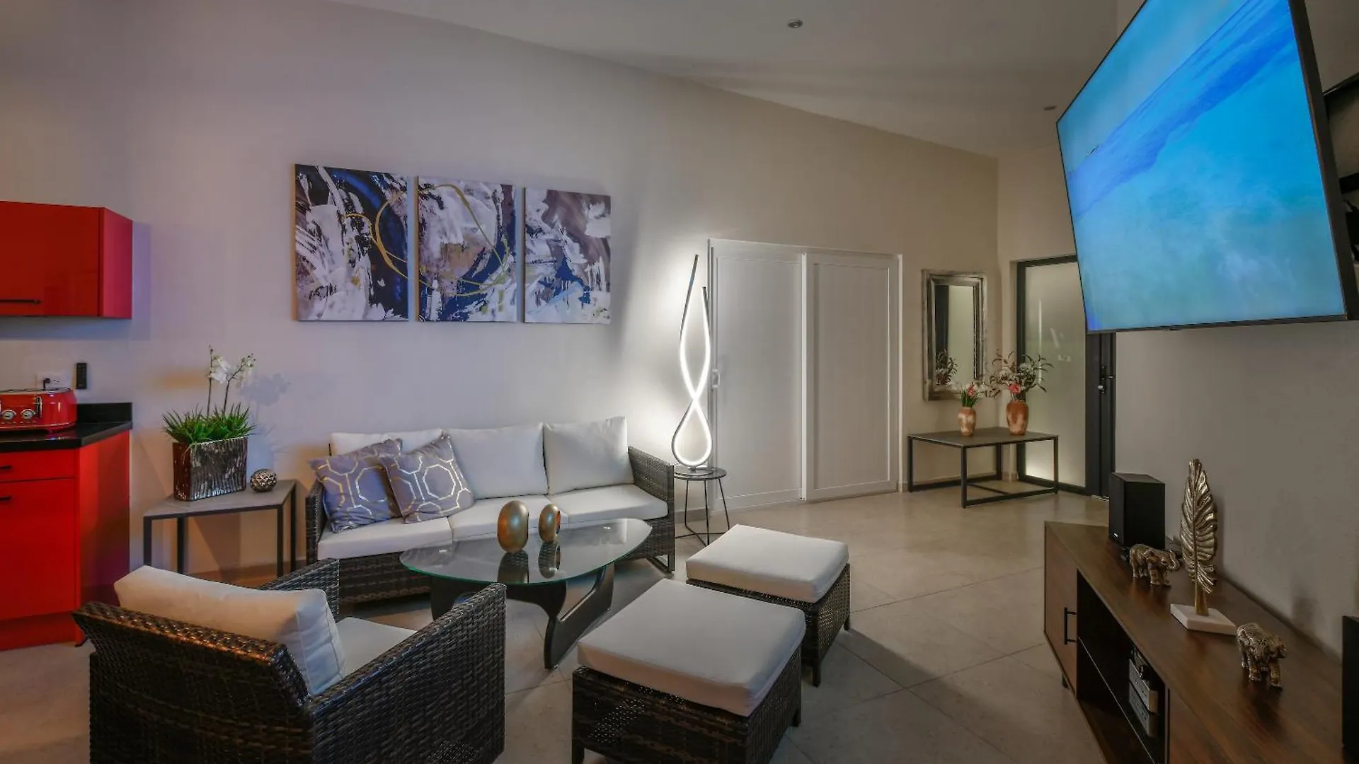Villa Swiss Paradise Aruba Luxury Collection Palm Beach