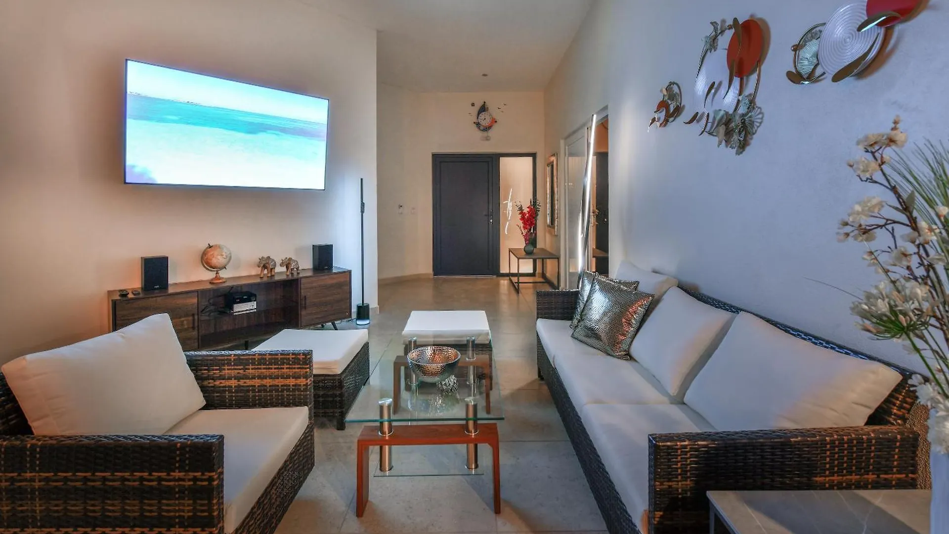 Villa Swiss Paradise Aruba Luxury Collection Palm Beach